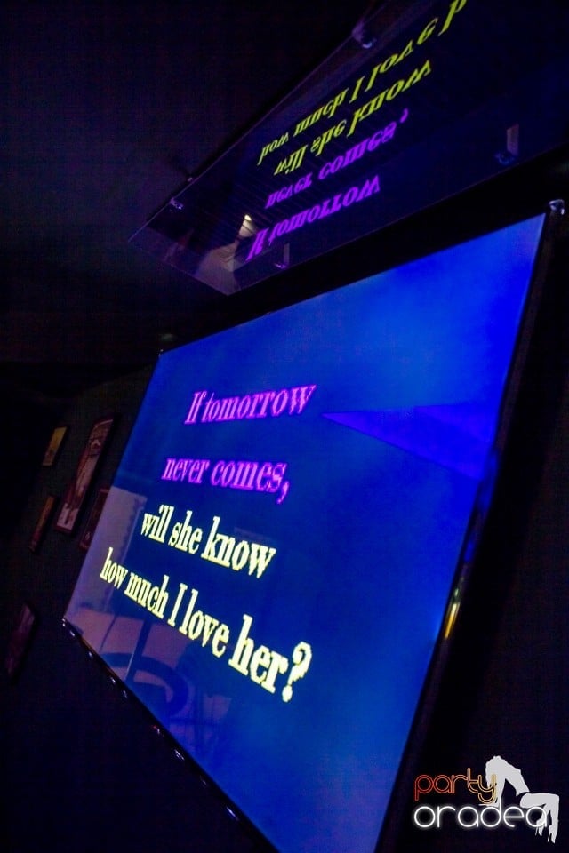 Karaoke night, Green Pub