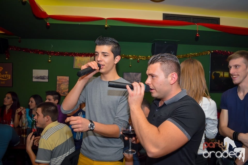 Karaoke night, Green Pub