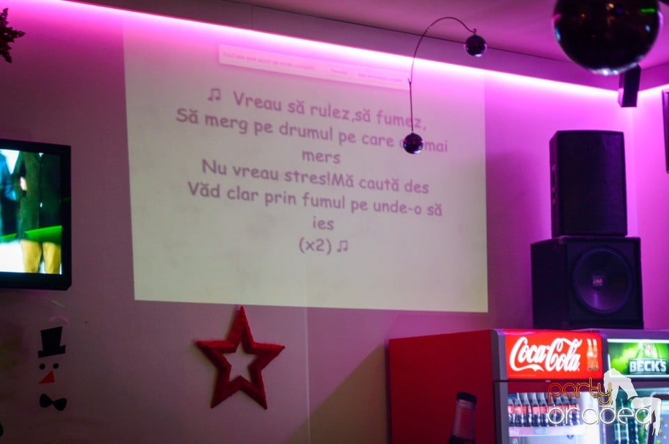 Karaoke night, 