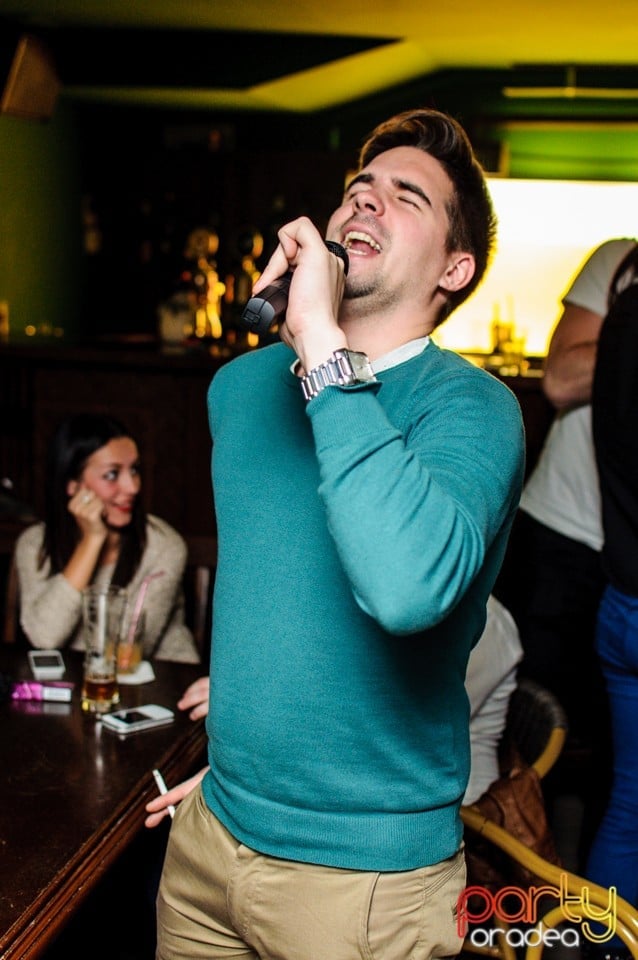 Karaoke night, Green Pub