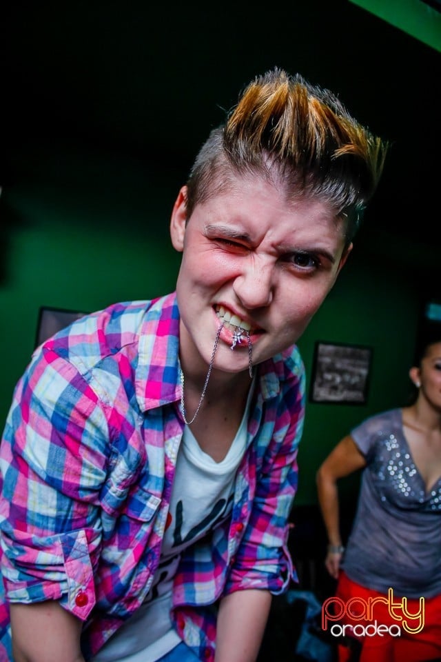 Karaoke night, Green Pub