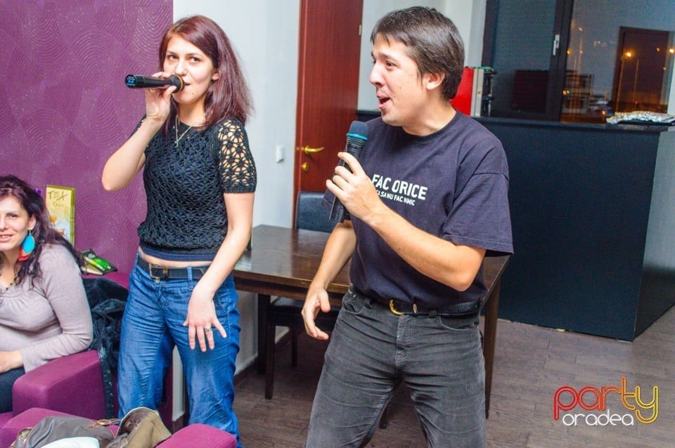 Karaoke night, 