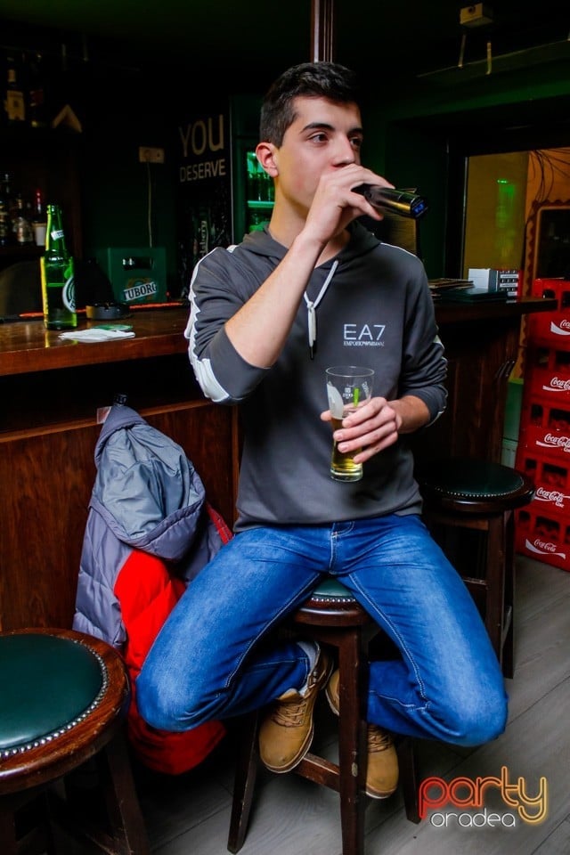 Karaoke night, Green Pub