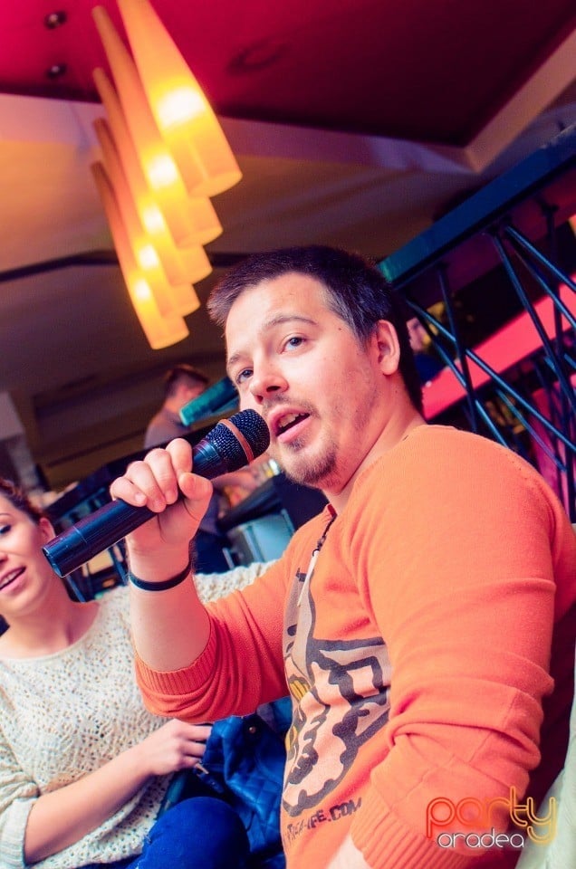Karaoke Night, Billy Art Club
