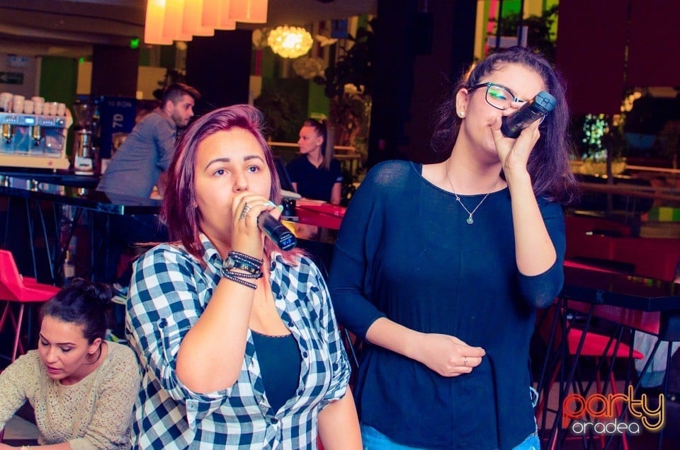 Karaoke Night, Billy Art Club