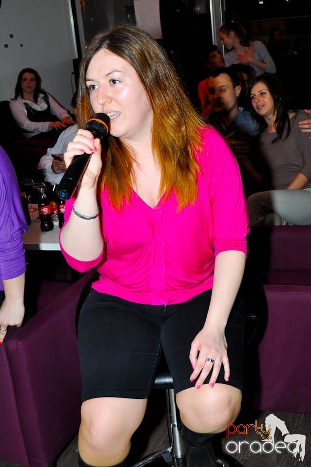 Karaoke Party @ Blondy's Art Café, 