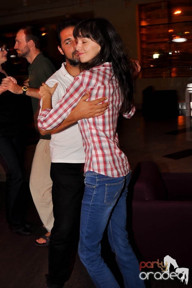 Karaoke Party în Blondy's Art Café, 