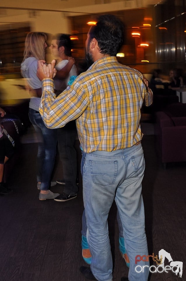 Karaoke Party în Blondy's Art Café, 