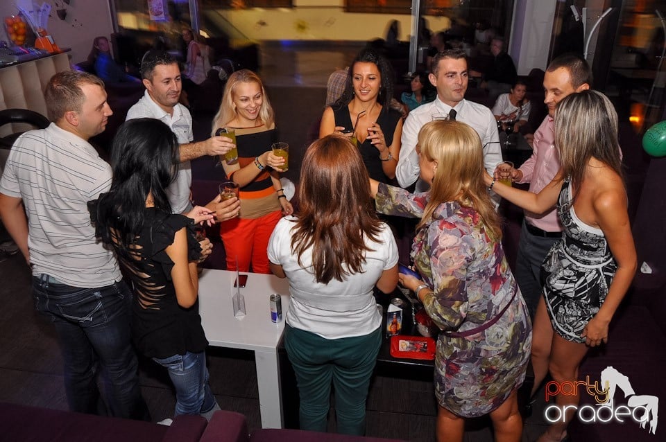 Karaoke Party în Blondy's Art Café, 