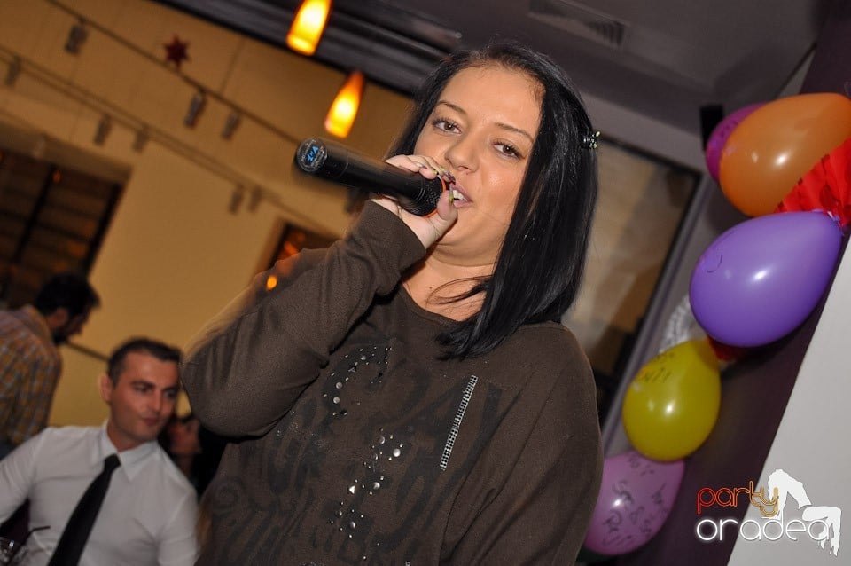 Karaoke Party în Blondy's Art Café, 