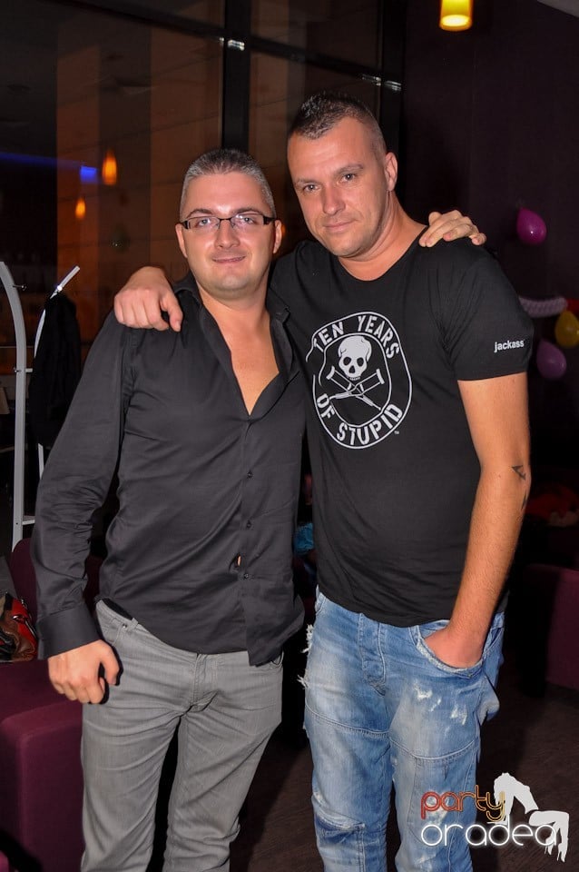 Karaoke Party în Blondy's Art Café, 