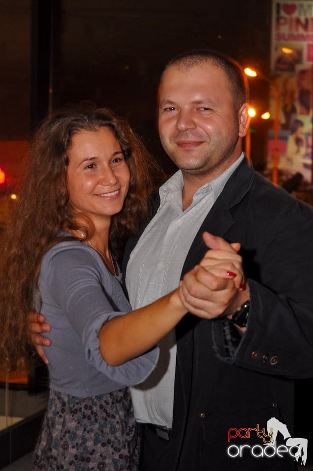 Karaoke Party în Blondy's Art Café, 