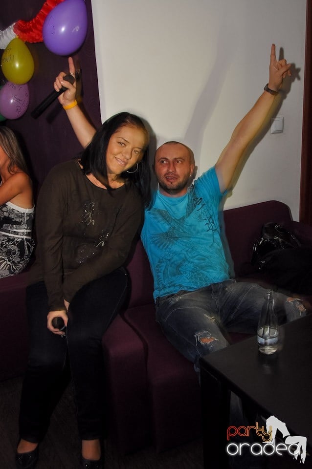 Karaoke Party în Blondy's Art Café, 