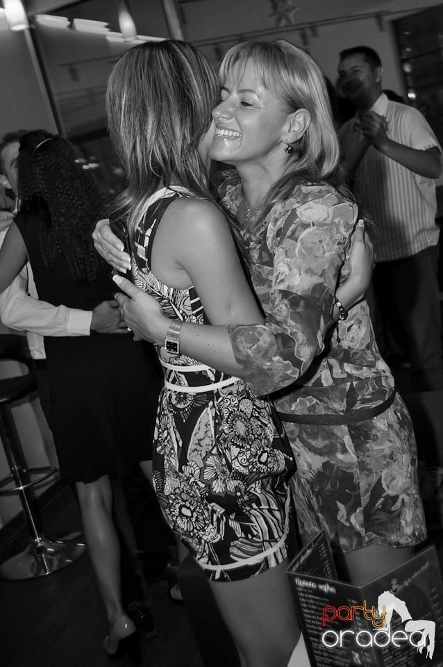 Karaoke Party în Blondy's Art Café, 