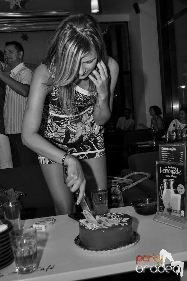 Karaoke Party în Blondy's Art Café, 