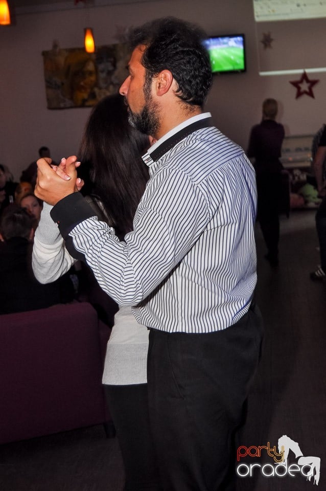 Karaoke Party în Blondy's Art Café, 