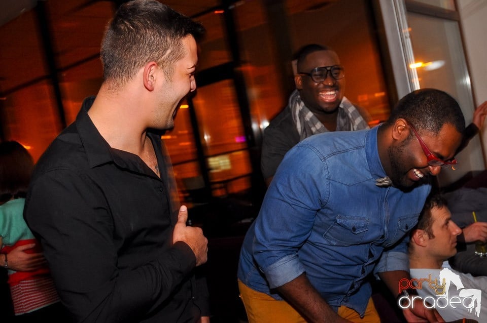 Karaoke Party în Blondy's Art Café, 