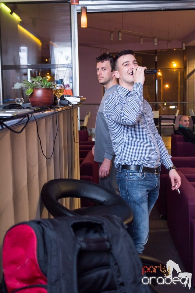 Karaoke Party în Blondy's Art Cafe, 