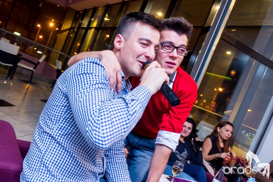 Karaoke Party în Blondy's Art Cafe, 