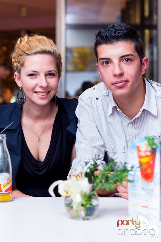 Karaoke Party în Blondy's Art Cafe, 