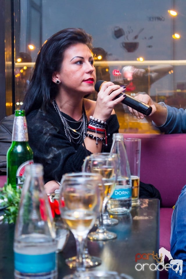 Karaoke Party în Blondy's Art Cafe, 