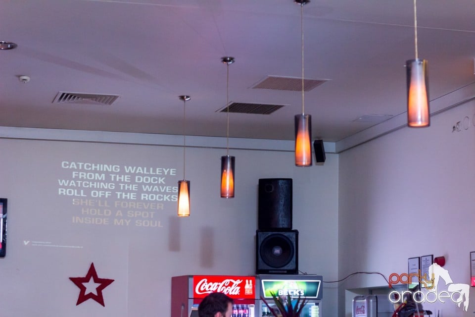 Karaoke Party în Blondy's Art Cafe, 