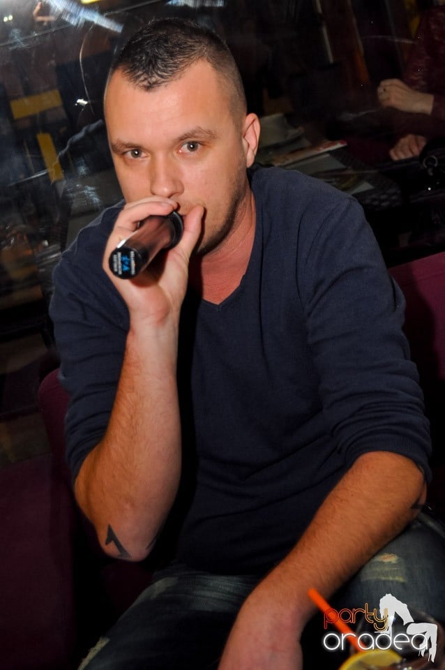 Karaoke Party în Blondy's, 