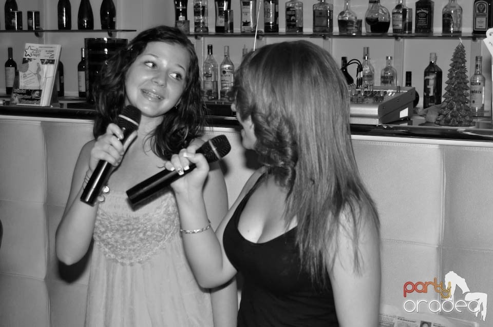 Karaoke Party în Blondy's, 