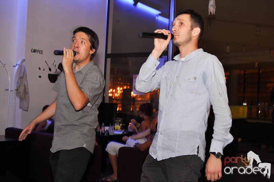 Karaoke Party în Blondy's, 