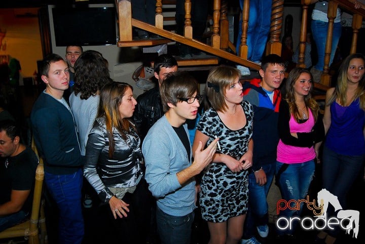 Karaoke Party în Zulu Caffe, Zulu Caffe