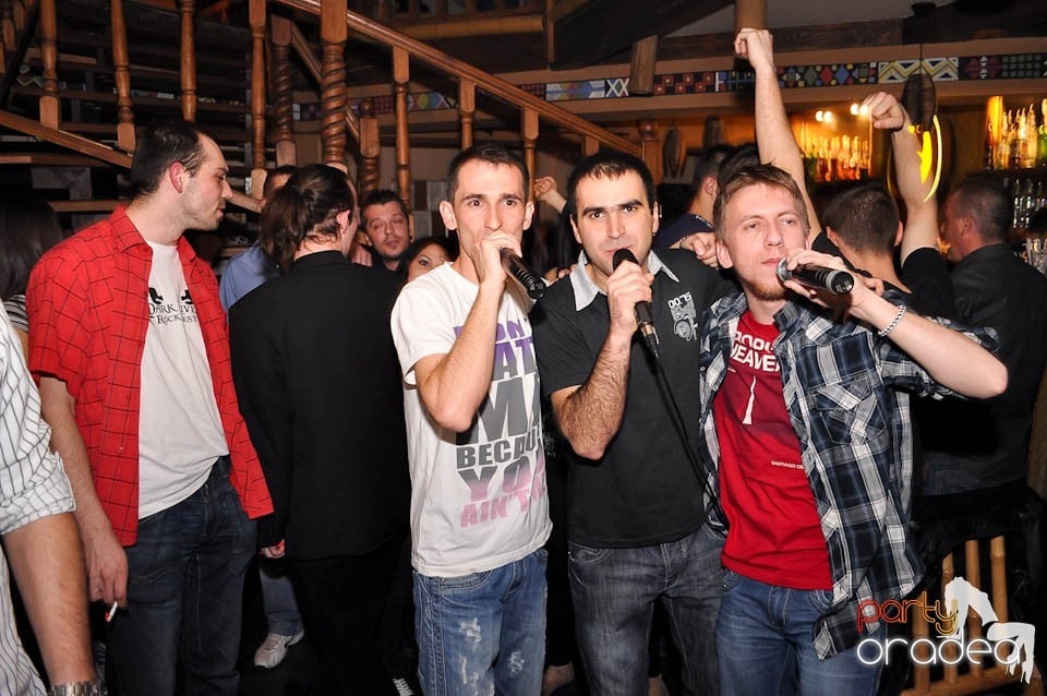 Karaoke Party în Zulu, Zulu Caffe