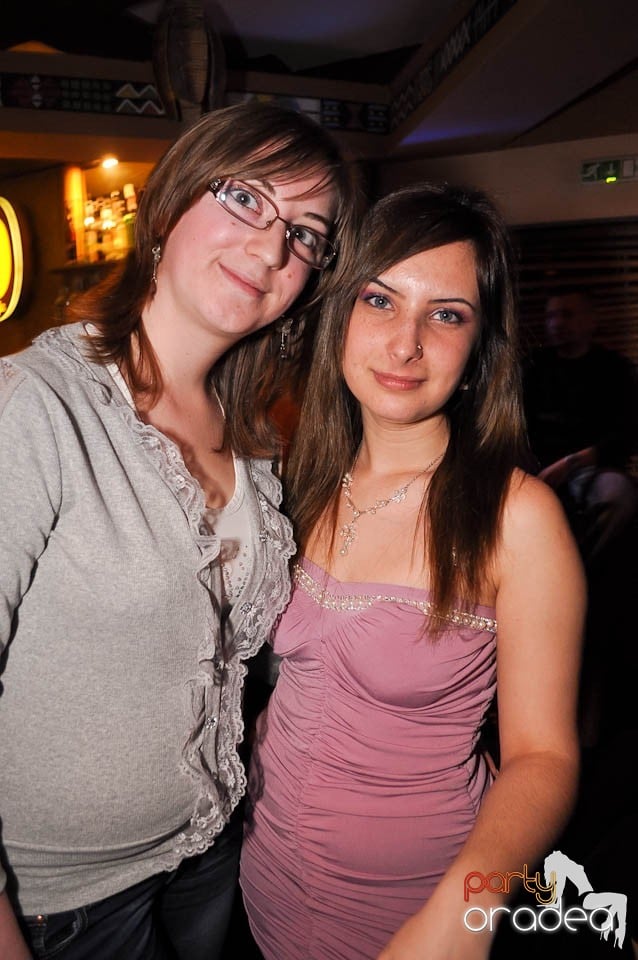 Karaoke Party în Zulu, Zulu Caffe