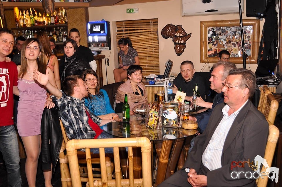 Karaoke Party în Zulu, Zulu Caffe