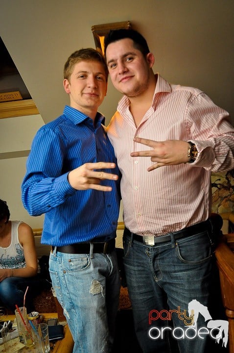 Karaoke Party în Zulu, Zulu Caffe