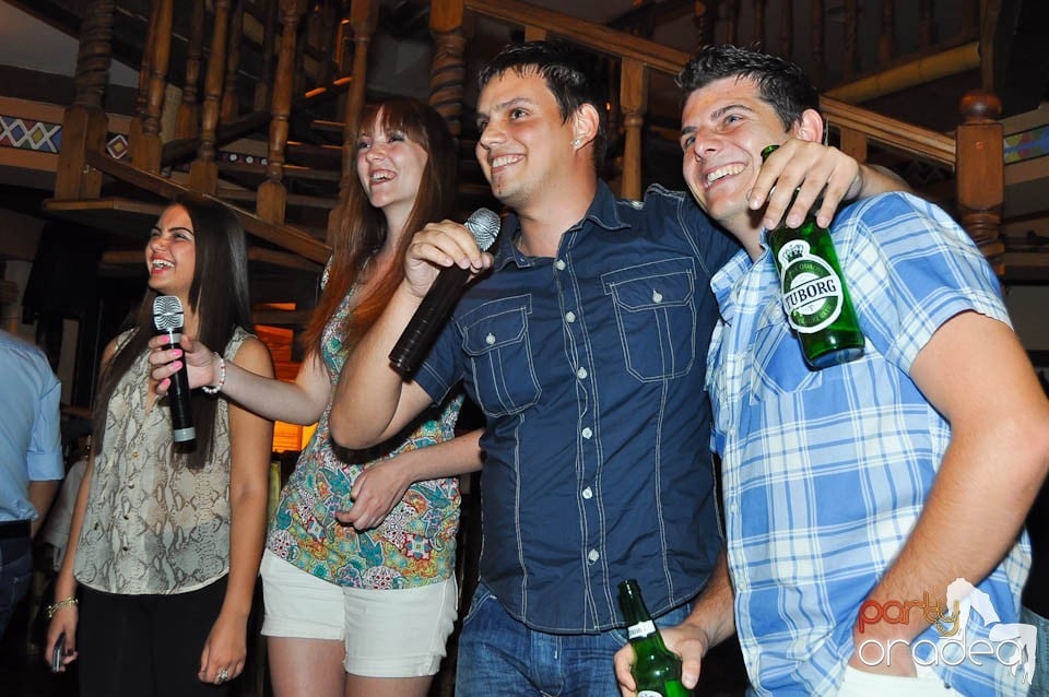 Karaoke Party în Zulu, Zulu Caffe