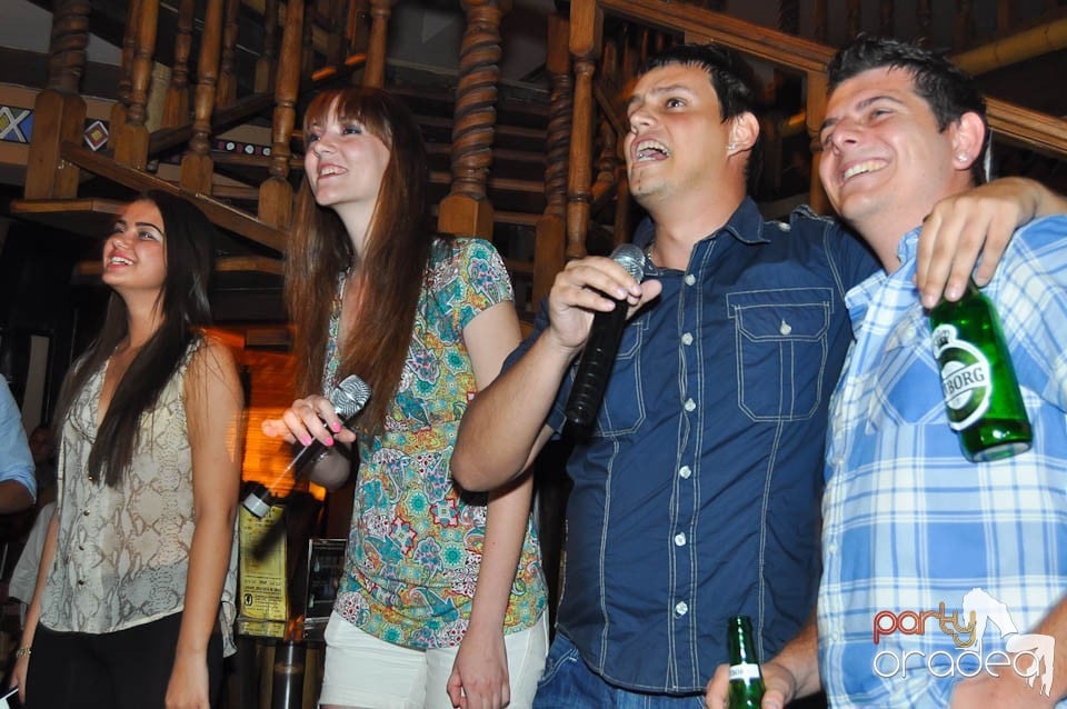 Karaoke Party în Zulu, Zulu Caffe