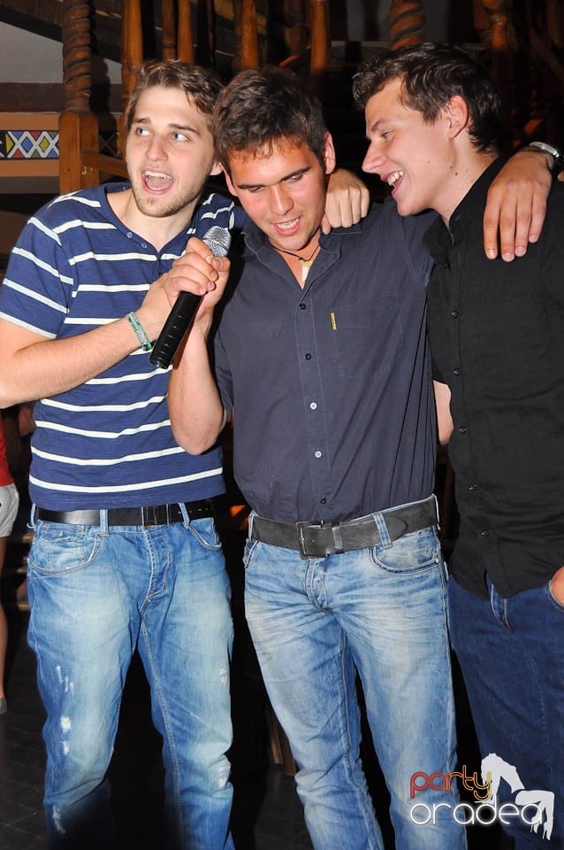 Karaoke Party în Zulu, Zulu Caffe