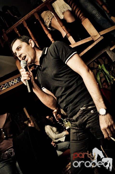 Karaoke Party în Zulu, Zulu Caffe