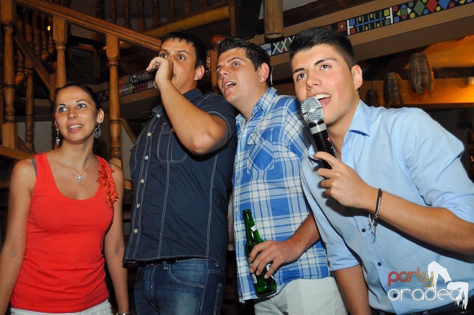 Karaoke Party în Zulu, Zulu Caffe