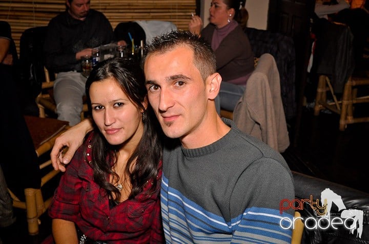 Karaoke Party în Zulu, Zulu Caffe