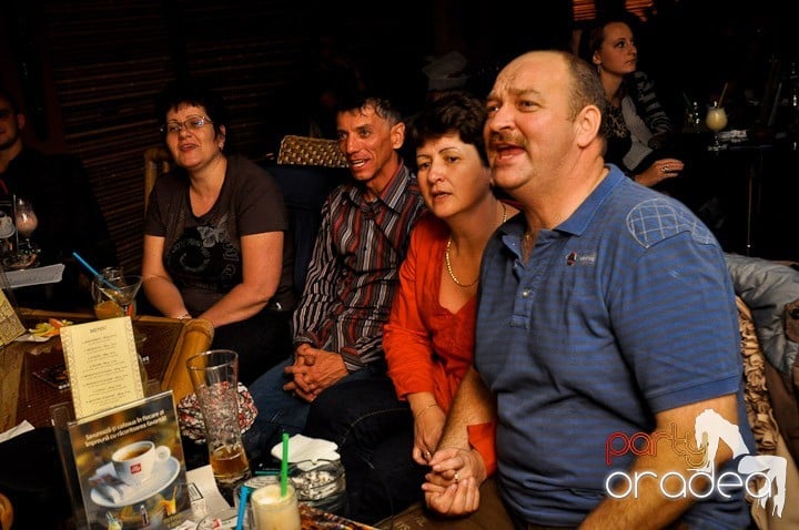 Karaoke Party în Zulu, Zulu Caffe