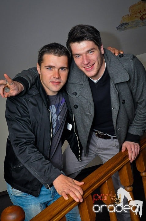 Karaoke Party în Zulu, Zulu Caffe