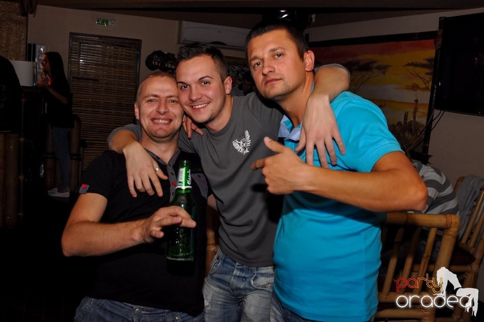 Karaoke Party / Saturday Night Party, Zulu Caffe