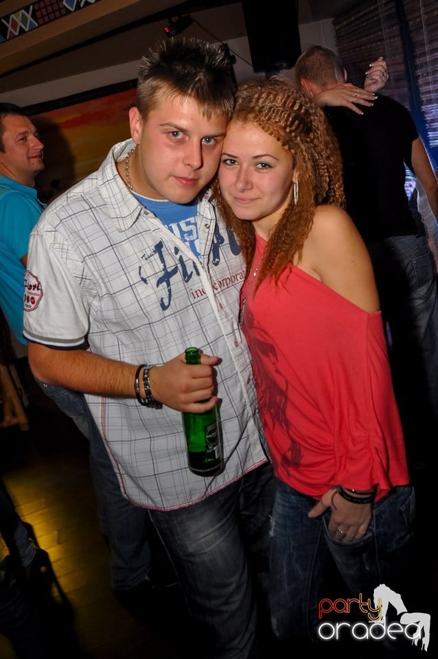 Karaoke Party / Saturday Night Party, Zulu Caffe