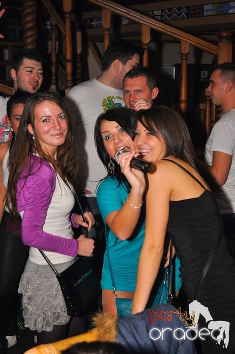 Karaoke party @ Zulu Caffe, Zulu Caffe