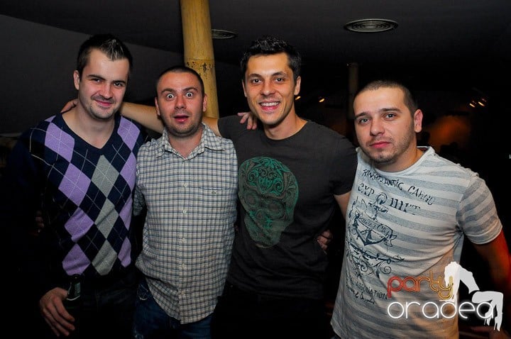 Karaoke revine în Zulu Caffe, Zulu Caffe