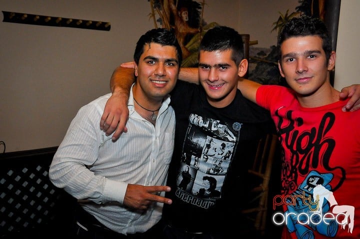 Karaoke revine în Zulu Caffe, Zulu Caffe