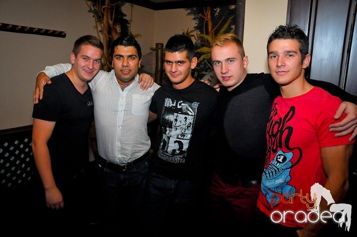 Karaoke revine în Zulu Caffe, Zulu Caffe