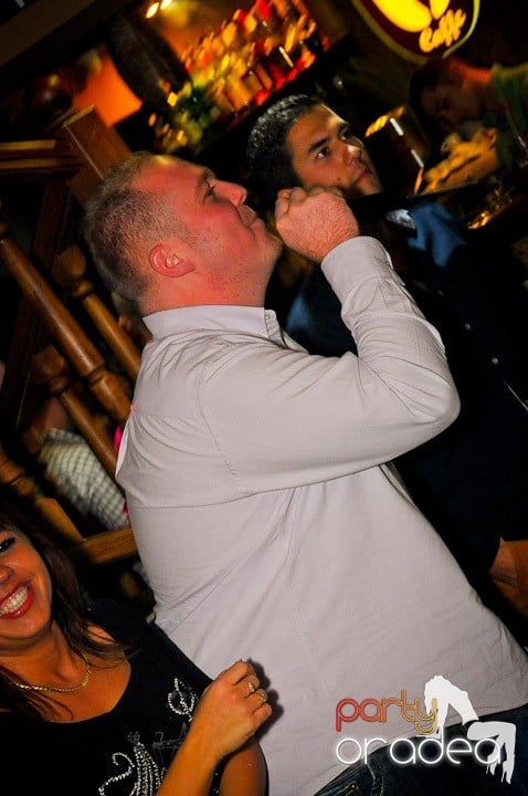 Karaoke revine în Zulu Caffe, Zulu Caffe