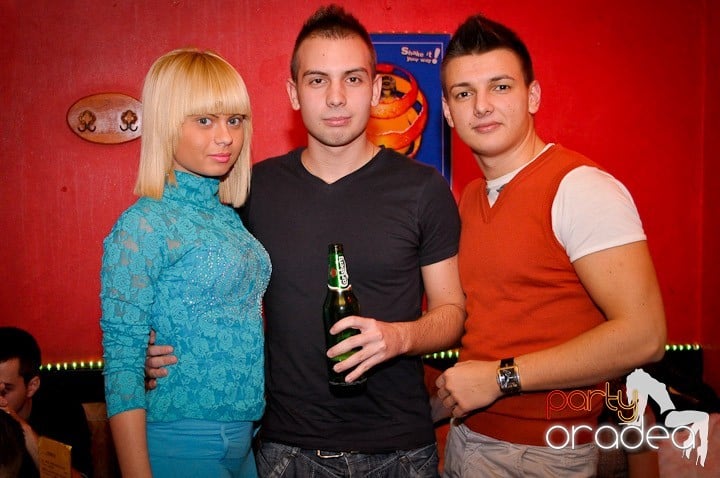 Keep On Dancing in Downtown, 